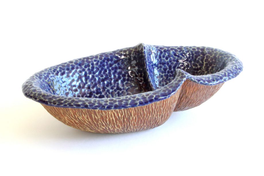 Small Peanut VI by Emil Yanos. (Stoneware Ceramic Vessel)