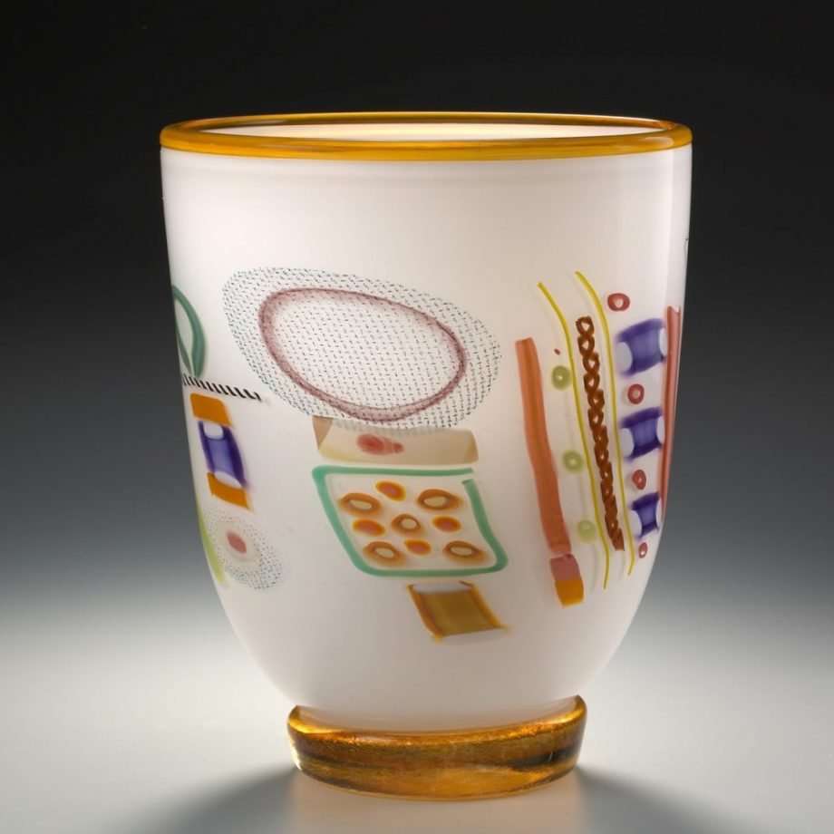 Ivory Vase by Pizzichillo & Gordon Glass. (Art Glass Vase)