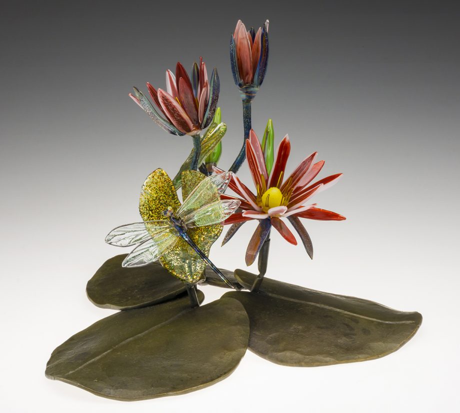 Waterlily on Leaves by Loy Allen (Art Glass Sculpture) | American Artwork